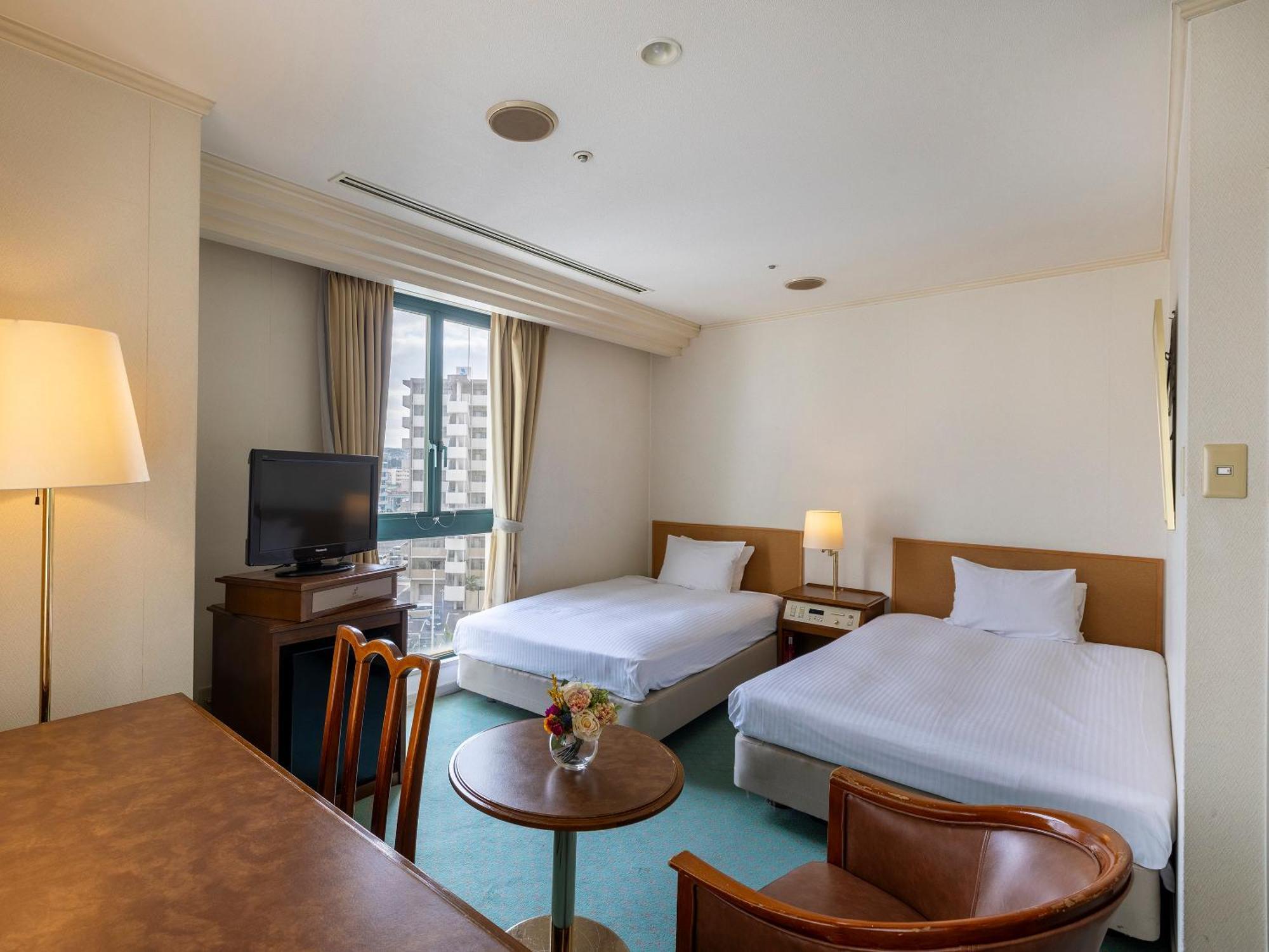 Nagasaki International Hotel Omura Екстер'єр фото