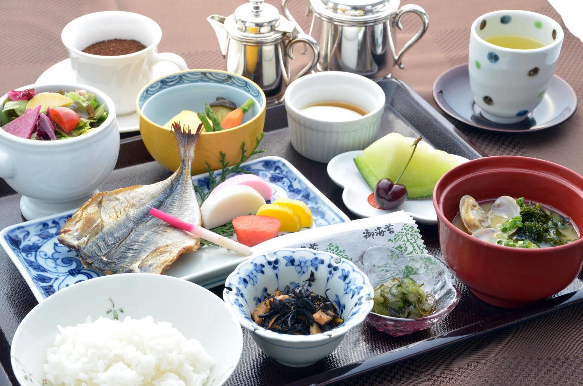 Nagasaki International Hotel Omura Екстер'єр фото