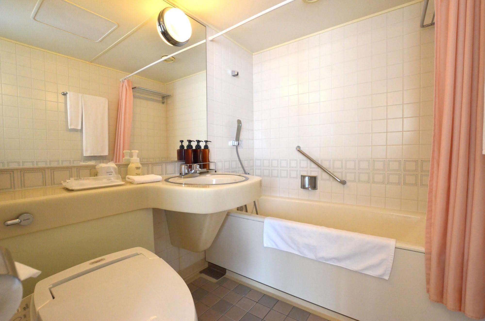 Nagasaki International Hotel Omura Екстер'єр фото